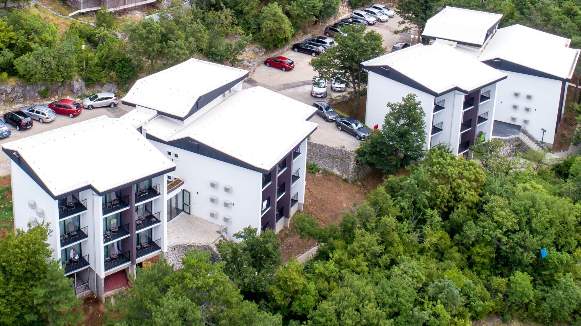 Hotel Ad Turres Криквеница Екстериор снимка
